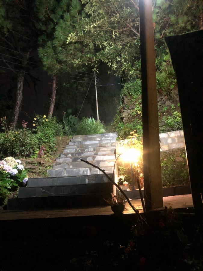 The Westberry 50Mtrs Offroading And 50 Mtrs Nature Path Bed & Breakfast Shimla Ngoại thất bức ảnh
