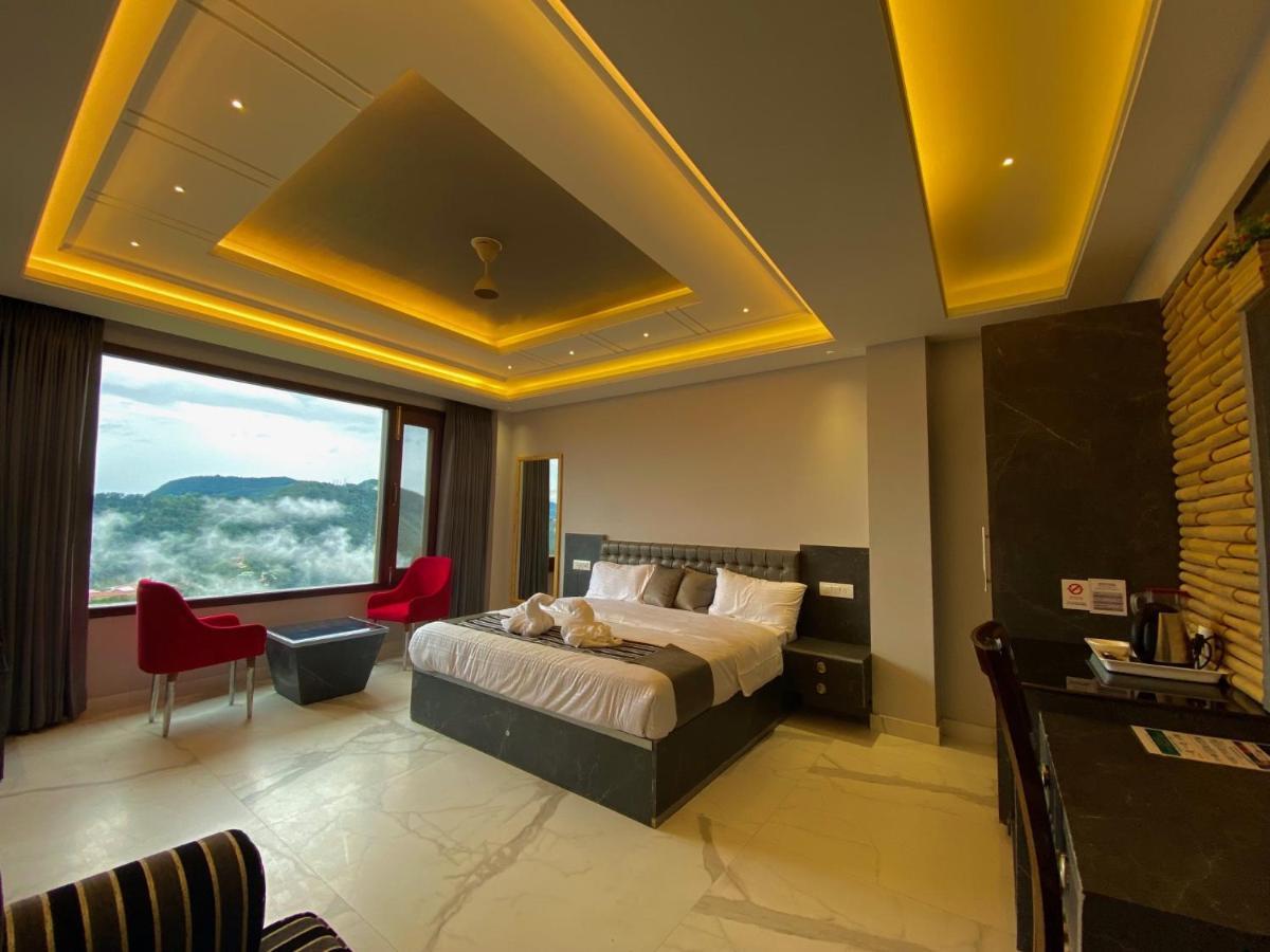 The Westberry 50Mtrs Offroading And 50 Mtrs Nature Path Bed & Breakfast Shimla Ngoại thất bức ảnh