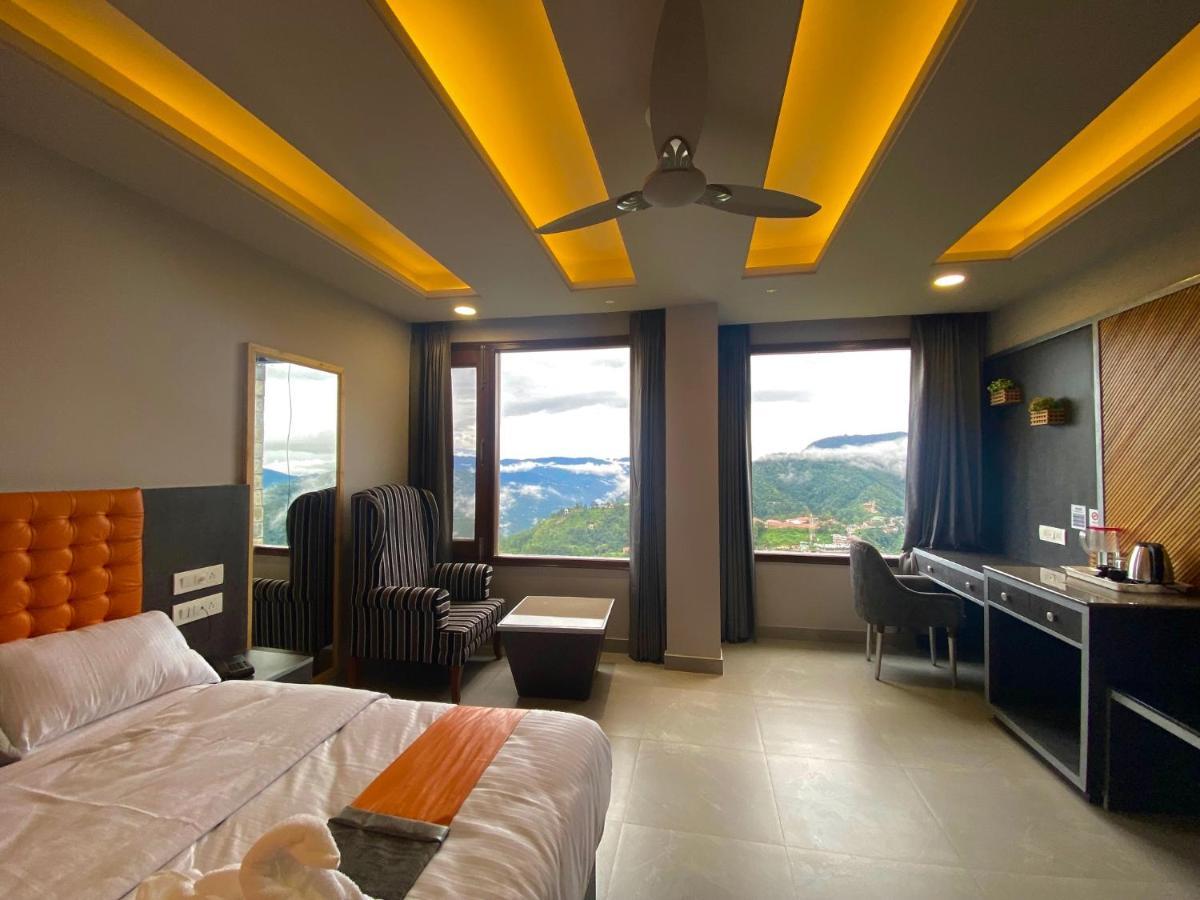 The Westberry 50Mtrs Offroading And 50 Mtrs Nature Path Bed & Breakfast Shimla Ngoại thất bức ảnh